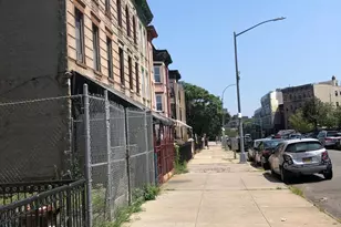 1839 Park Pl, New York City, NY 11233 - Photo 24