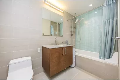 21-45 44th Drive #3-I, New York City, NY 11101 - Photo 8