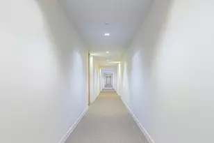 21-45 44th Dr, New York City, NY 11101 - Photo 10