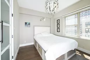 370 E 76th St, New York City, NY 10021 - Photo 4