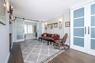 370 E 76th St, New York City, NY 10021 - Photo 2