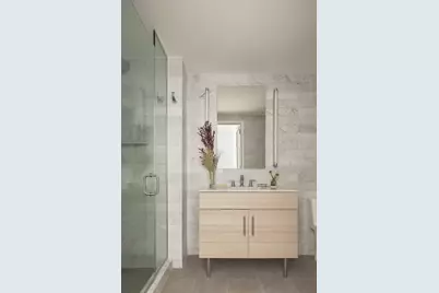 234 E 46th Street #602, New York City, NY 10017 - Photo 26