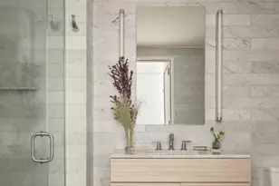 234 E 46th St, New York City, NY 10017 - Photo 26