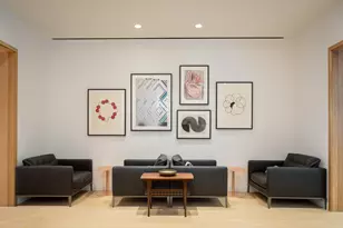 234 E 46th St, New York City, NY 10017 - Photo 32