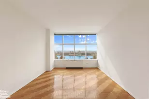 160 W 66th St, New York City, NY 10023 - Photo 8