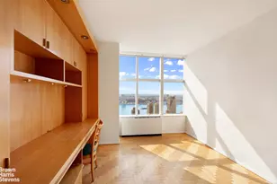 160 W 66th St, New York City, NY 10023 - Photo 6