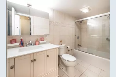 210 E 63rd Street #3C, New York City, NY 10065 - Photo 6