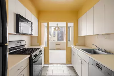 333 E 69th Street #3J, New York City, NY 10021 - Photo 1