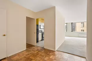 333 E 69th St, New York City, NY 10021 - Photo 4