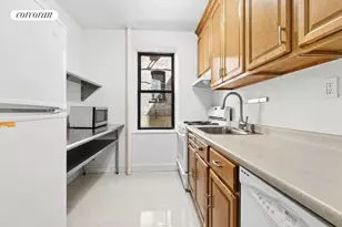 30-83 Crescent St, New York City, NY 11102 - Photo 8
