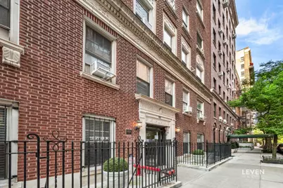 25 W 64th Street #7D, New York City, NY 10023 - Photo 8