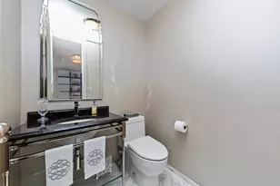 530 E 76th St, New York City, NY 10021 - Photo 14