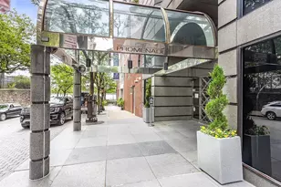 530 E 76th St, New York City, NY 10021 - Photo 24