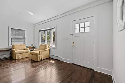 916 Clarence Avenue, New York City, NY 10465 - Photo 4