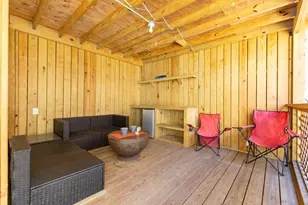 825 E 230th St, New York City, NY 10466 - Photo 10