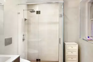 100 W 80th St, New York City, NY 10024 - Photo 8