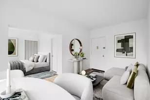 104 W 70th St, New York City, NY 10023 - Photo 2