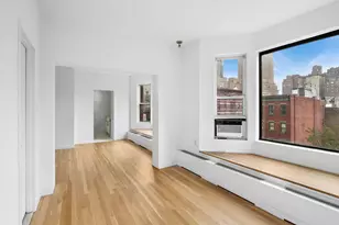 104 W 70th St, New York City, NY 10023 - Photo 4