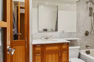 253 W 73rd St, New York City, NY 10023 - Photo 10