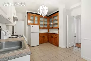 41 W 82 St, New York City, NY 10024 - Photo 6