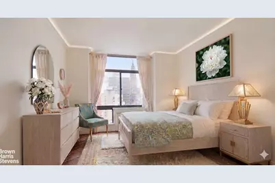 303 E 43rd Street #25C, New York City, NY 10017 - Photo 2