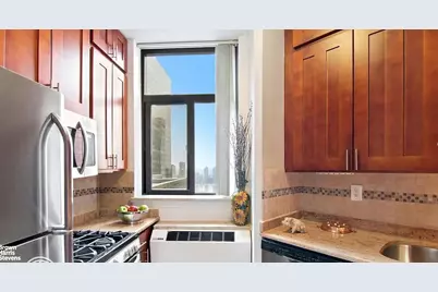 303 E 43rd Street #25C, New York City, NY 10017 - Photo 10