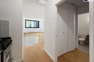 347 W 57th St, New York City, NY 10019 - Photo 6