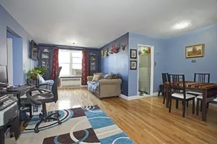 140-21 Burden Crescent, New York City, NY 11435 - Photo 2