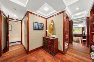 333 W 57th St, New York City, NY 10019 - Photo 8