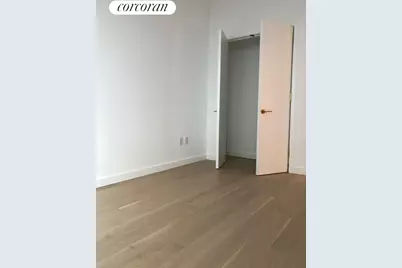 3 Court Square #704, New York City, NY 11101 - Photo 4