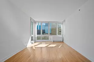 120 Riverside Blvd, New York City, NY 10069 - Photo 4