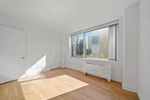 120 Riverside Blvd, New York City, NY 10069 - Photo 10