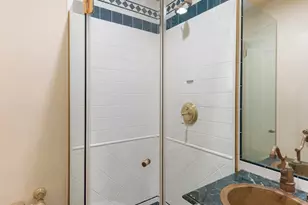 435 E 52nd St, New York City, NY 10022 - Photo 12