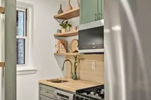 30 Monroe Pl, New York City, NY 11201 - Photo 6