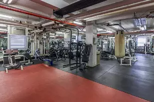 333 E 43rd St, New York City, NY 10017 - Photo 8