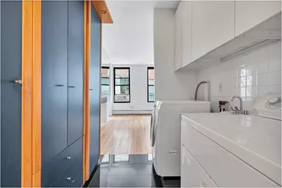 533 E 13th Street #1A, New York City, NY 10009 - Photo 18