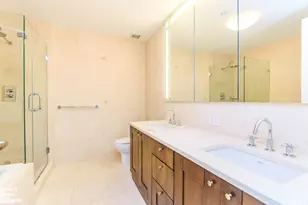 640 W 237th St, New York City, NY 10463 - Photo 12