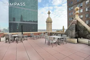 333 E 43rd St, New York City, NY 10017 - Photo 12