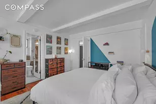 333 E 43rd St, New York City, NY 10017 - Photo 8