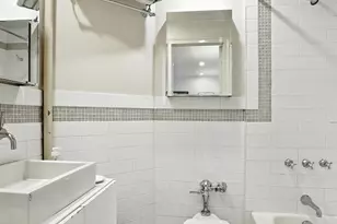 1 5th Ave, New York City, NY 10003 - Photo 8