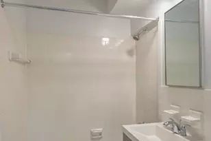 520 E 81st St, New York City, NY 10028 - Photo 4