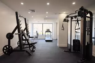 379 Ocean Pkwy, New York City, NY 11218 - Photo 22