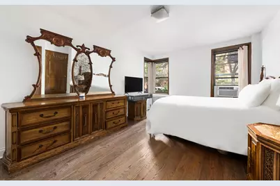 88-10 34th Avenue #1H, New York City, NY 11372 - Photo 6