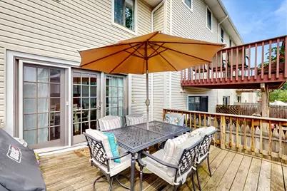 45 Redwood Loop, New York City, NY 10309 - Photo 10