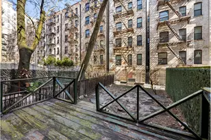 255 W 113th St, New York City, NY 10026 - Photo 6