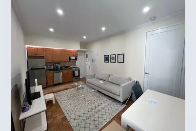 304 W 92nd Street #2/E, New York City, NY 10025 - Photo 2