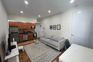 304 W 92nd St, New York City, NY 10025 - Photo 2