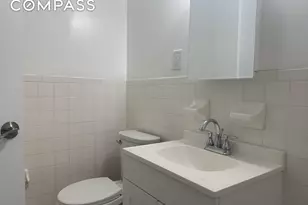 458 W 57th St, New York City, NY 10019 - Photo 12