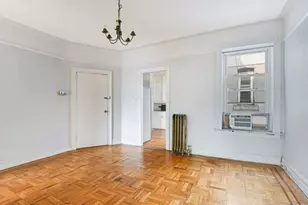 27 Van Dam St, New York City, NY 11222 - Photo 4