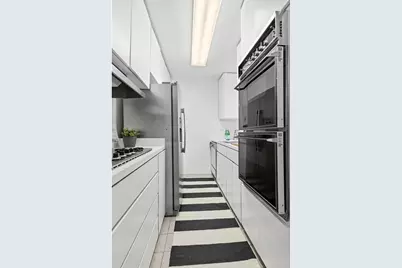 305 E 72nd Street #15B, New York City, NY 10021 - Photo 8